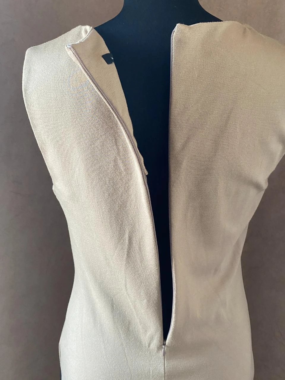 La Fée Maraboutée Straight Dress Size 42 beige & black – Chic and elegant graphic cut – photo 7